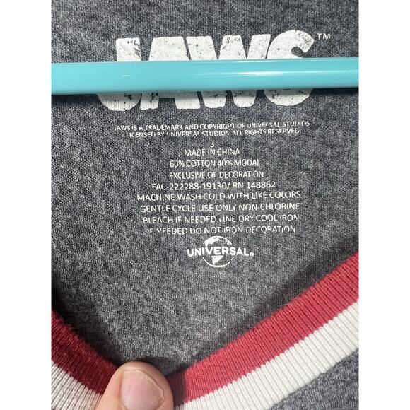 Jaws Movie T-Shirt Universal Studios Men’s Grey Vintage Y2K Rare Tee Size L - Picture 4 of 9